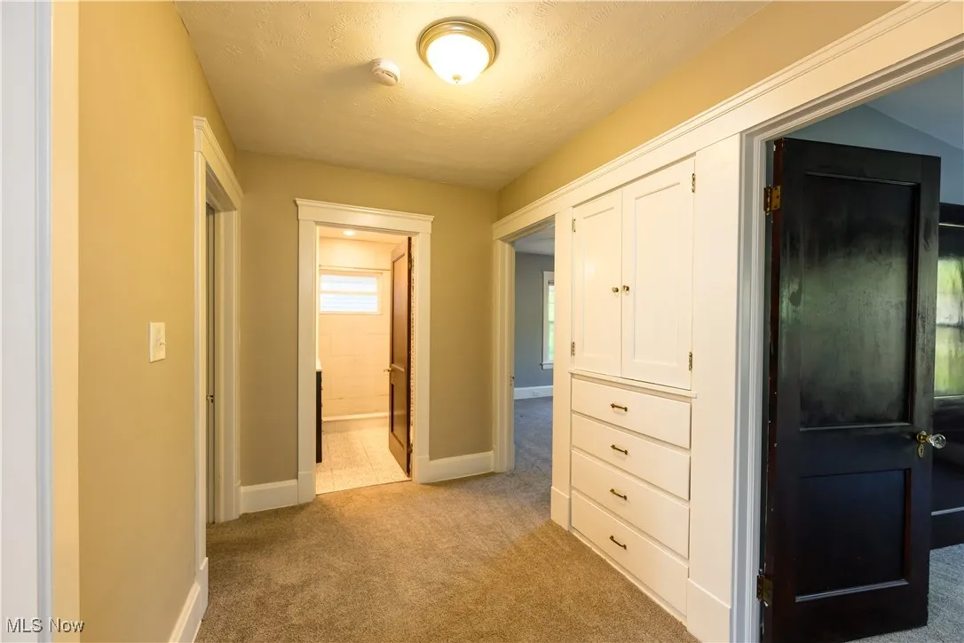 2nd foor hallway