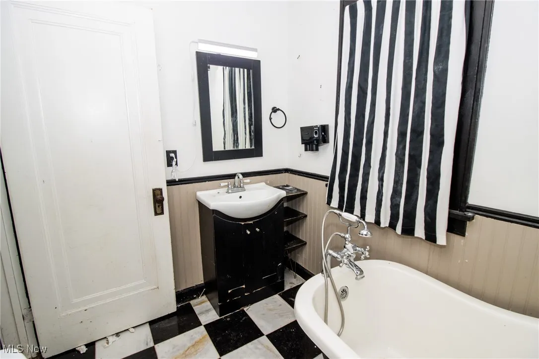 4864 E 96th Street, Garfield Heights, Ohio,MLS Now Listing ID