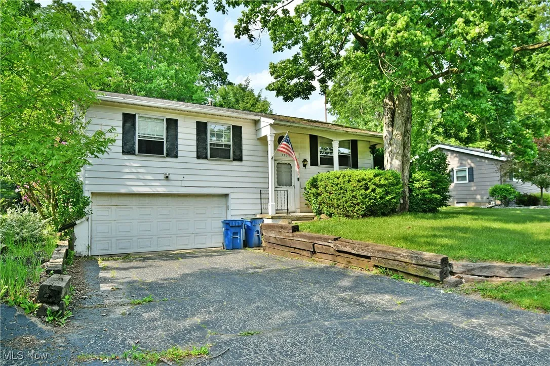 7939 & 7941 Cherry Hill Drive, Warren, Ohio,MLS Now Listing ID