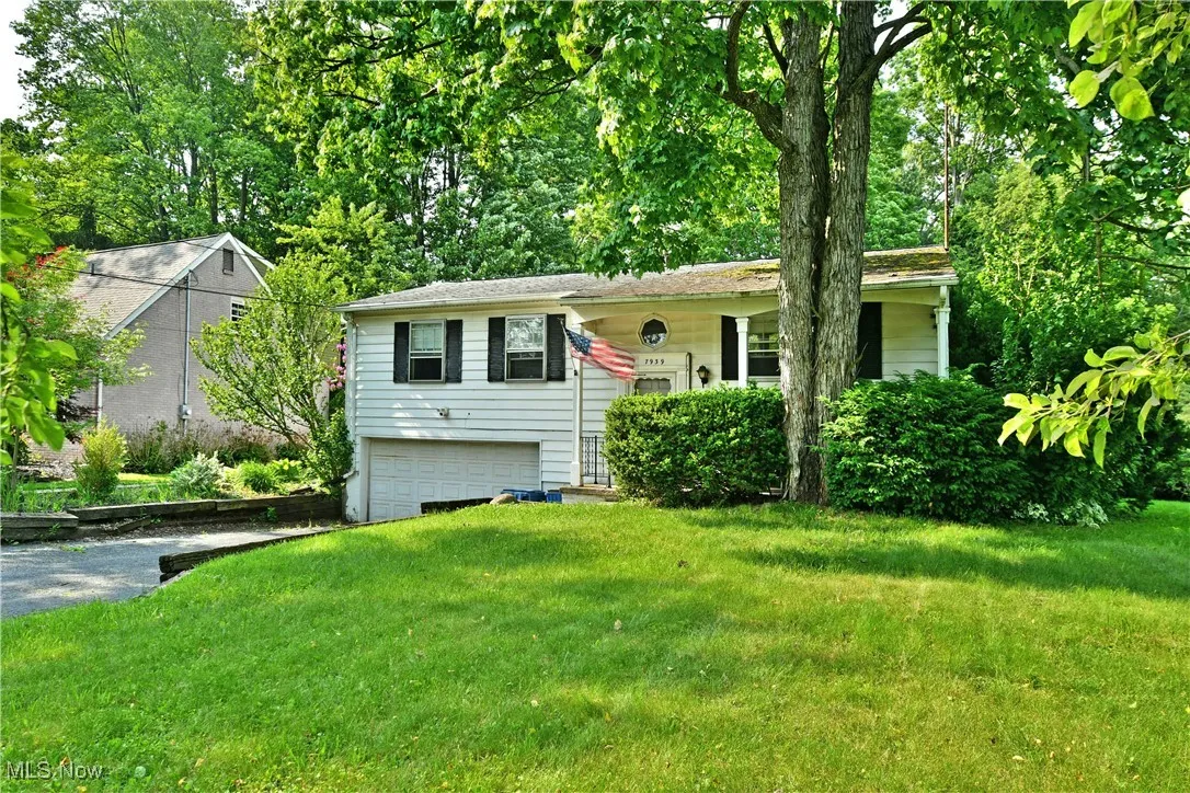 7939 & 7941 Cherry Hill Drive, Warren, Ohio,MLS Now Listing ID