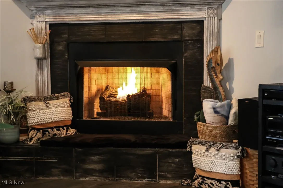 Closer view of the beautiful gas fireplace!