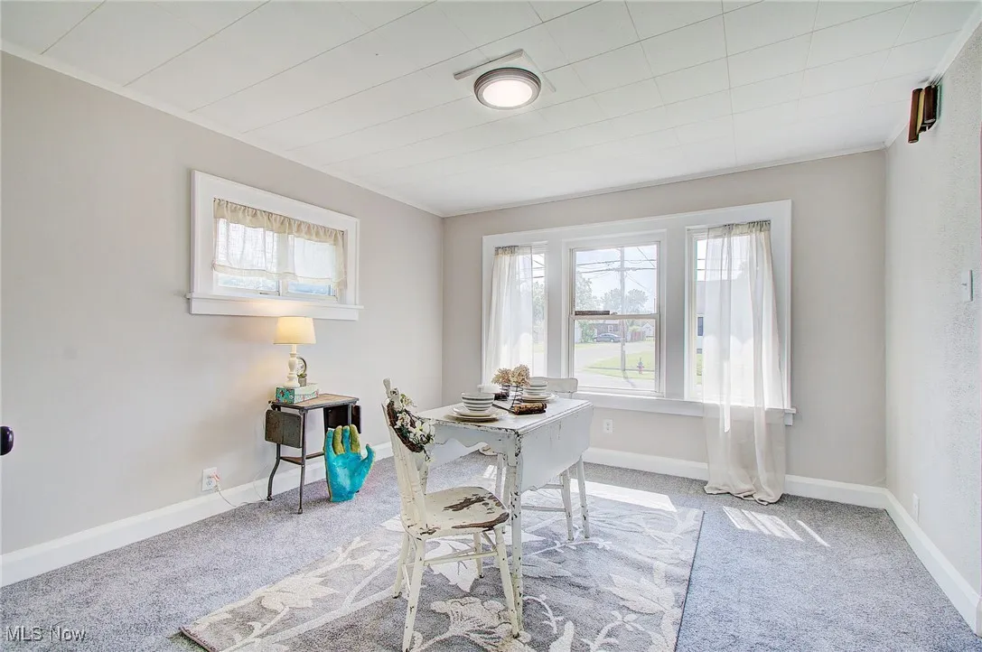 Dining room/could be bedroom 3/home office.