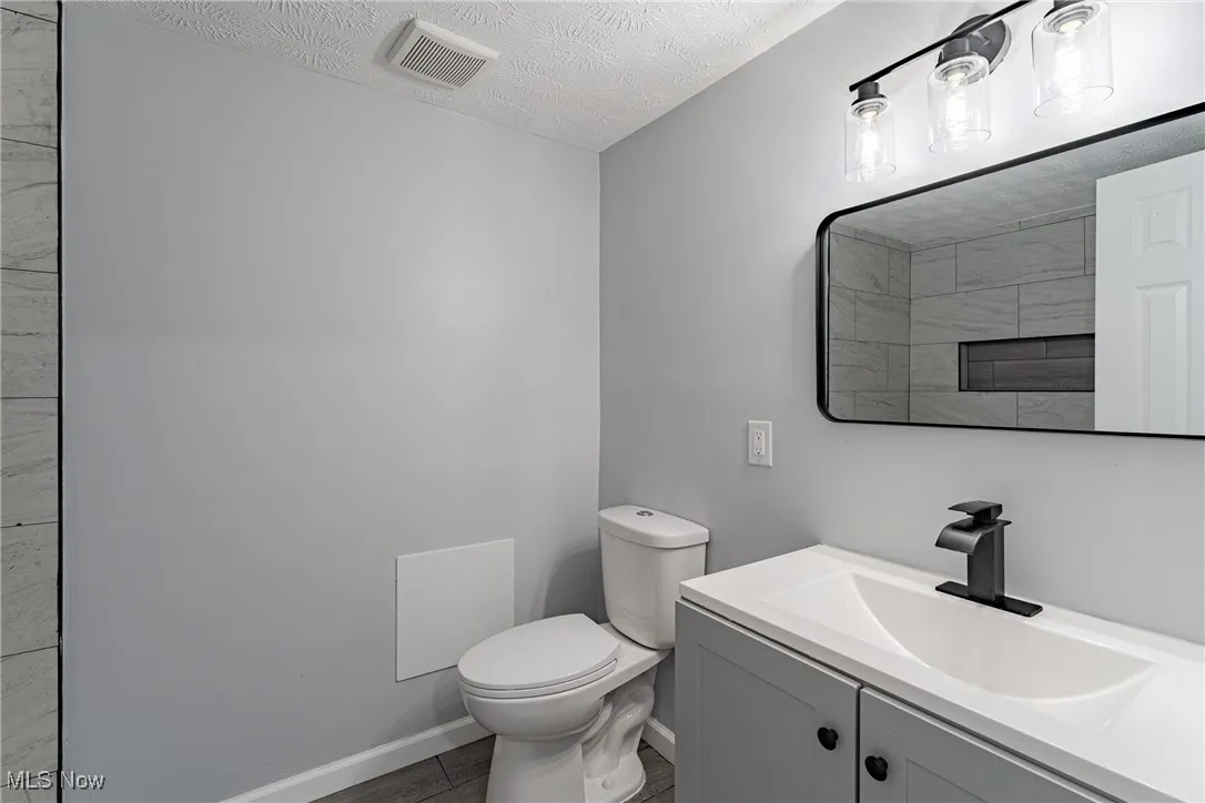 1138 E 331st Street, Eastlake, Ohio 44095,MLS Now Listing ID