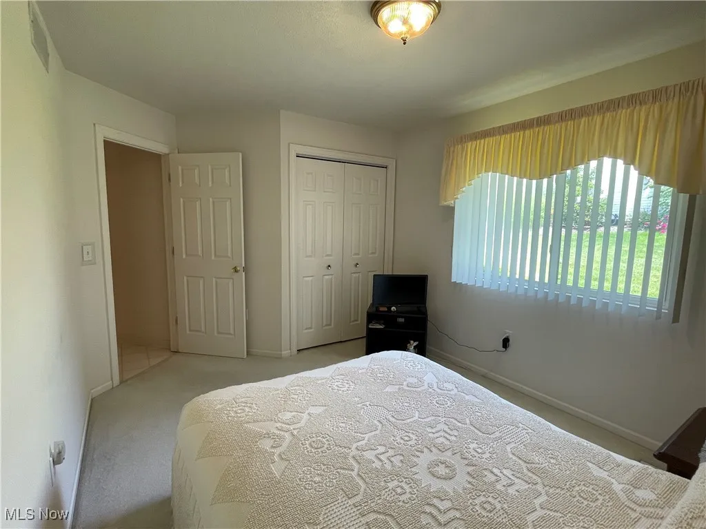 2nd bedroom gives Comfort and privacy is in a quiet area away from other rooms.