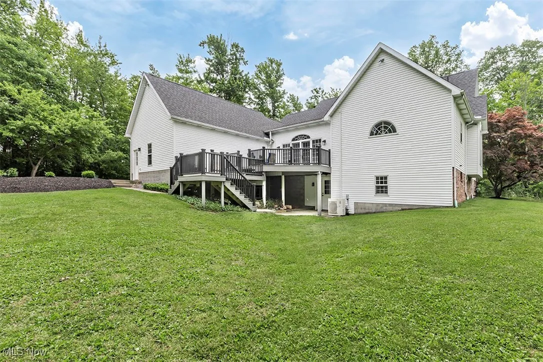 Another view of this well-loved, beautifully maintained property !