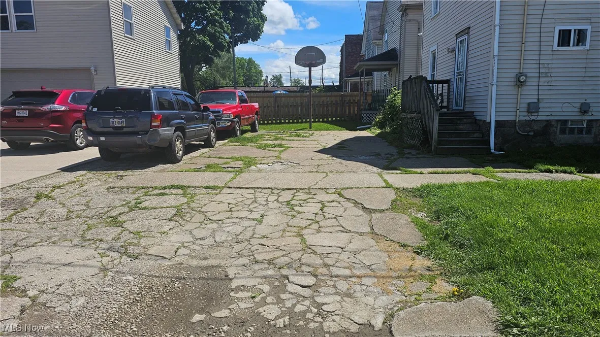2205 Broadway, Lorain, Ohio,MLS Now Listing ID