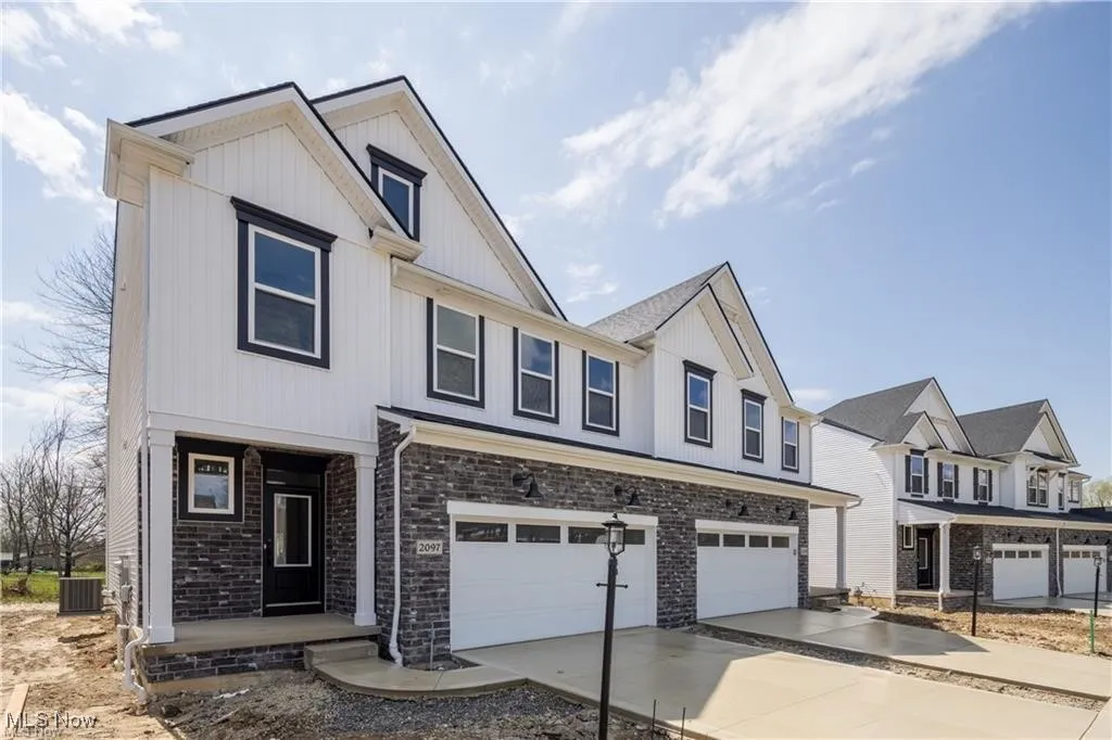 2097 Glenmont Drive, Brunswick, Ohio,MLS Now Listing ID