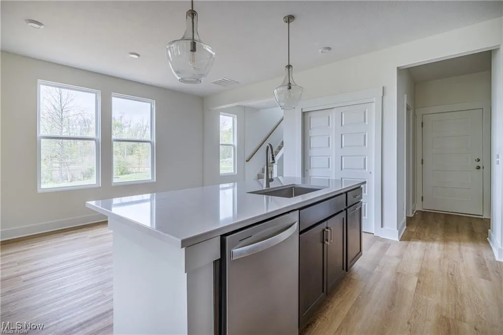 2105 Glenmont Drive, Brunswick, Ohio,MLS Now Listing ID