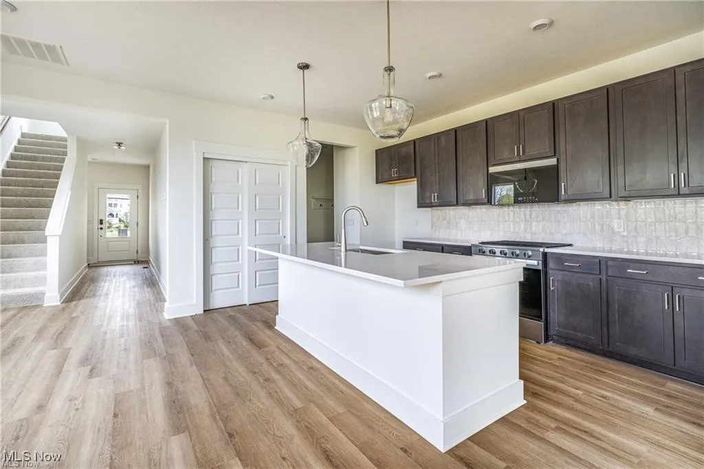 2105 Glenmont Drive, Brunswick, Ohio,MLS Now Listing ID