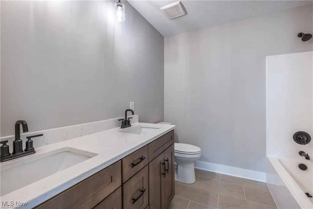 2843 Robert Gary Court, Medina, Ohio,MLS Now Listing ID