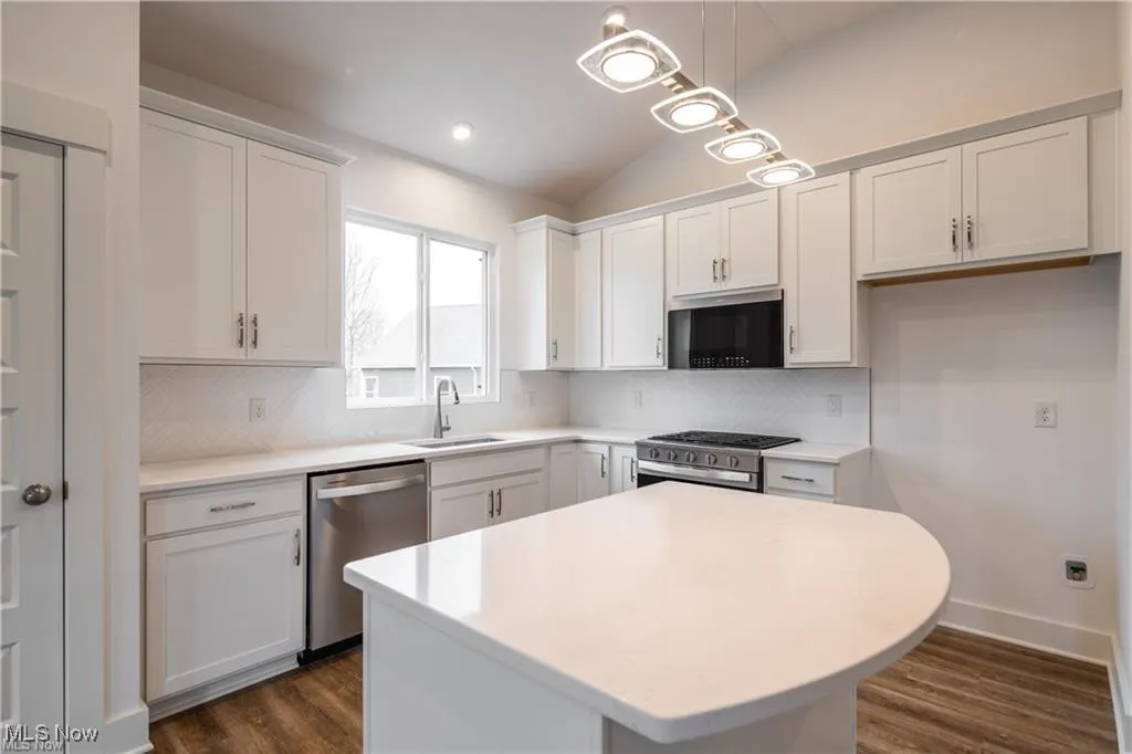 6144 Grey Heron Drive, Medina, Ohio,MLS Now Listing ID