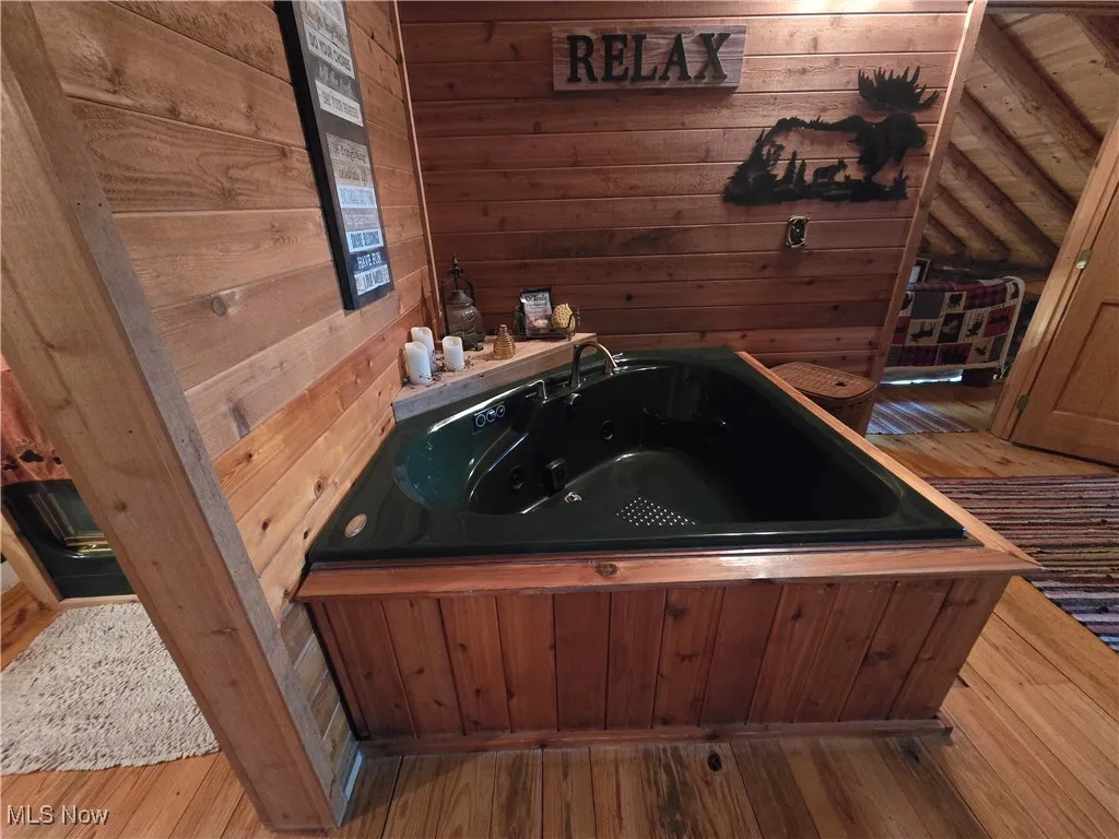 424 Avalon Road, Dellroy, Ohio,MLS Now Listing ID