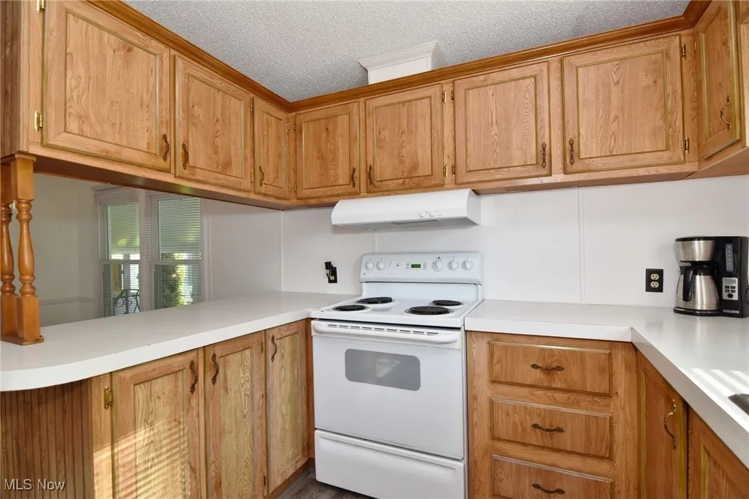27 Cardinal Drive, Hiram, Ohio,MLS Now Listing ID