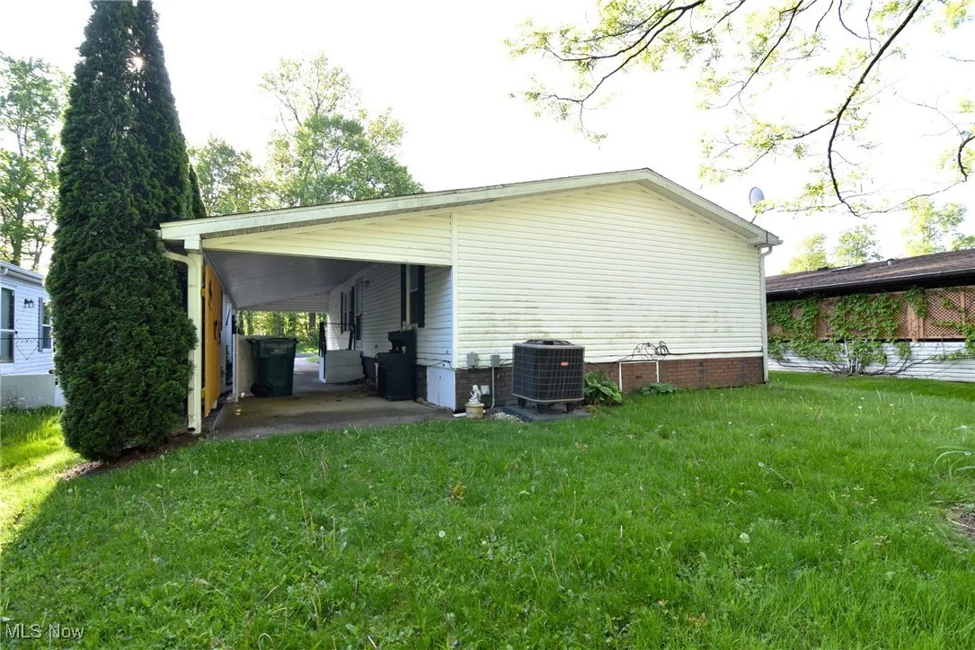 27 Cardinal Drive, Hiram, Ohio,MLS Now Listing ID