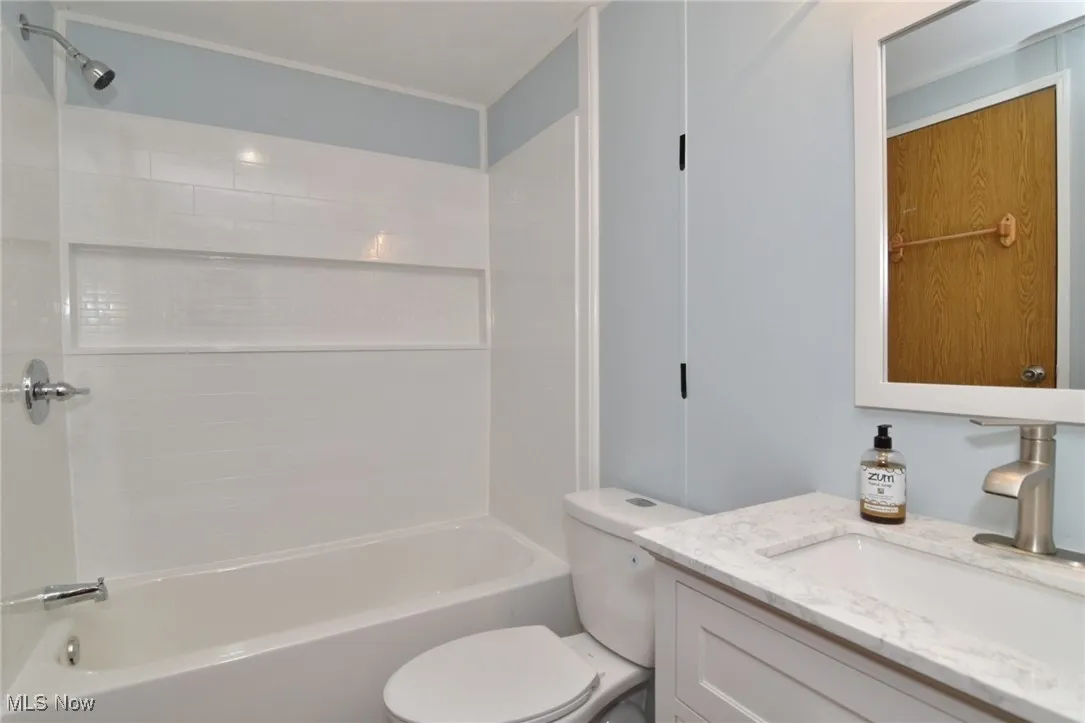 27 Cardinal Drive, Hiram, Ohio,MLS Now Listing ID