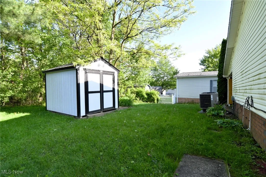 27 Cardinal Drive, Hiram, Ohio,MLS Now Listing ID