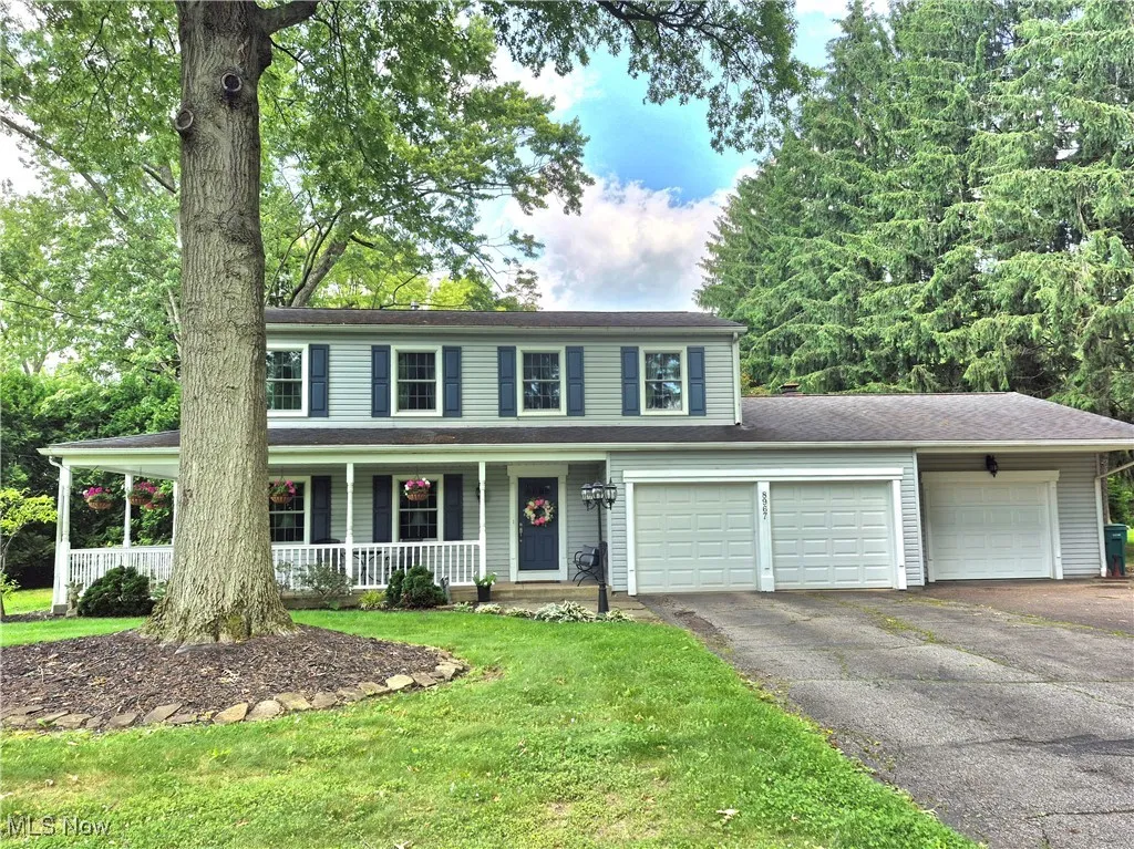 8967 Singing Hills Drive, Warren, Ohio,MLS Now Listing ID