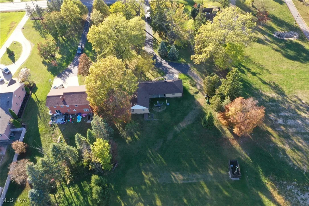 Aerial view of property and surrounding area