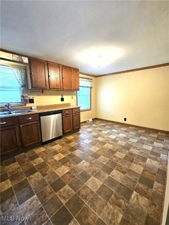 624 Shaker Drive, Medina, Ohio,MLS Now Listing ID