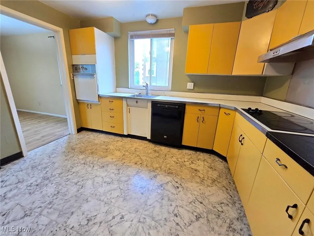 16100 Van Aken Boulevard # 202, Shaker Heights, Ohio 44120,MLS Now Listing ID