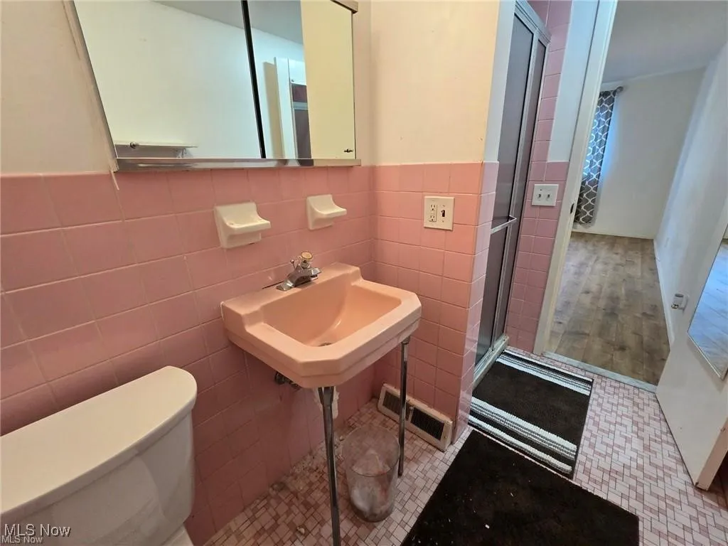 16100 Van Aken Boulevard # 202, Shaker Heights, Ohio 44120,MLS Now Listing ID