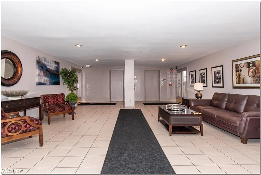 16100 Van Aken Boulevard # 202, Shaker Heights, Ohio 44120,MLS Now Listing ID