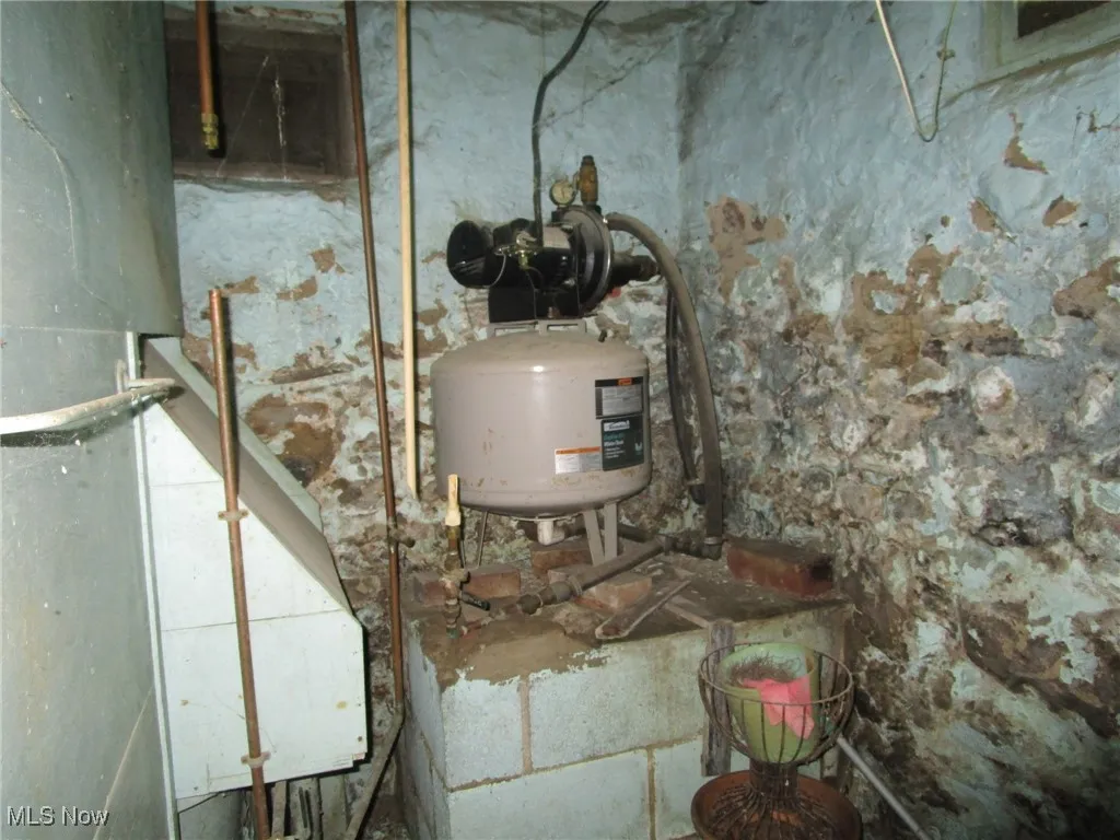 Pressure tank and equipment for old well