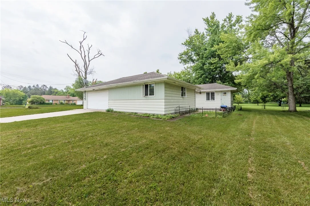 17378 Greenbrier Drive, Strongsville, Ohio 44136,MLS Now Listing ID