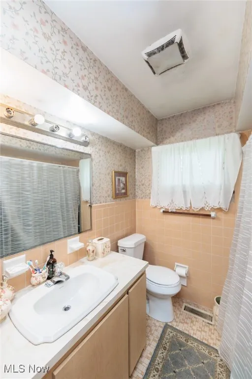 17378 Greenbrier Drive, Strongsville, Ohio 44136,MLS Now Listing ID