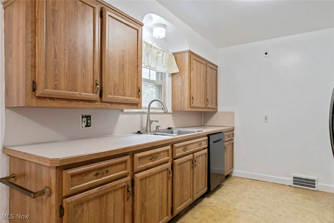 16200 Elsienna Avenue, Cleveland, Ohio,MLS Now Listing ID