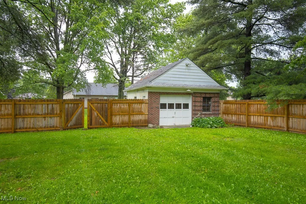 2611 E Pleasant Valley Road, Seven Hills, Ohio,MLS Now Listing ID