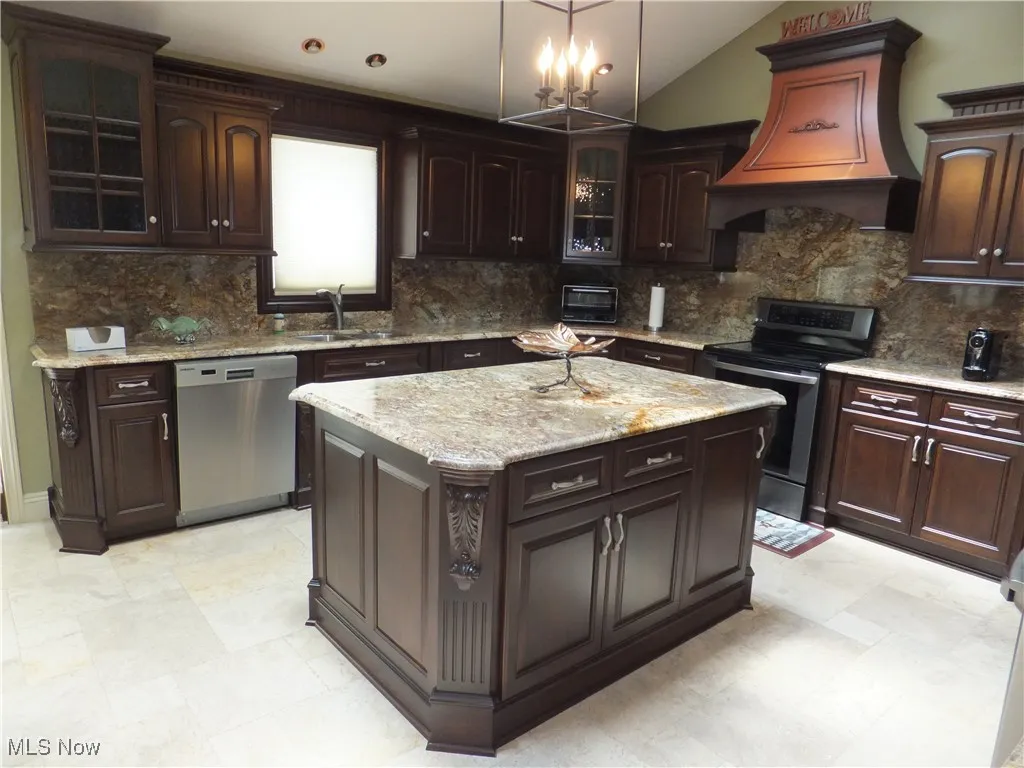 7596 W 130th Street, Middleburg Heights, Ohio,MLS Now Listing ID