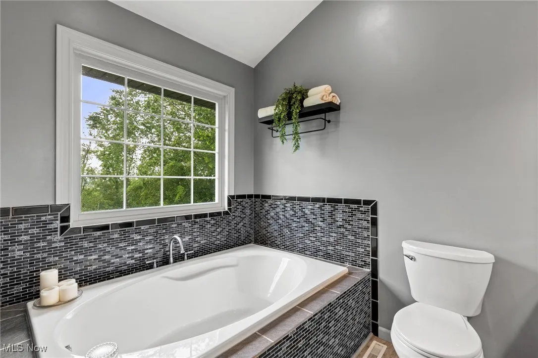 70994 Kagg Hill Road, St Clairsville, Ohio,MLS Now Listing ID