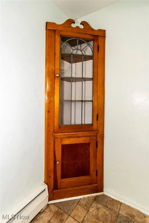 Display Cabinet