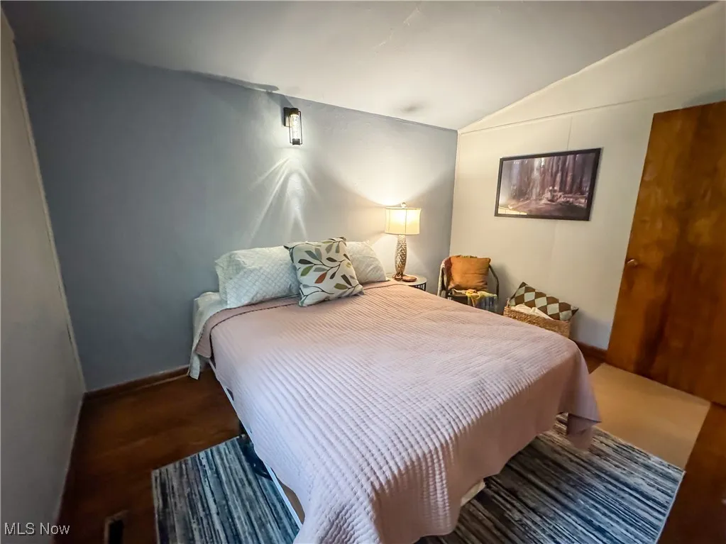 Bedroom 2, view 2.