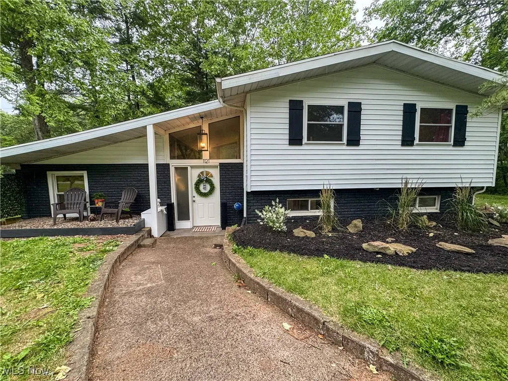 Welcome to 1121 Old Rosemar Road.  Located on four lots, it has a country feel, while close to all amenities.