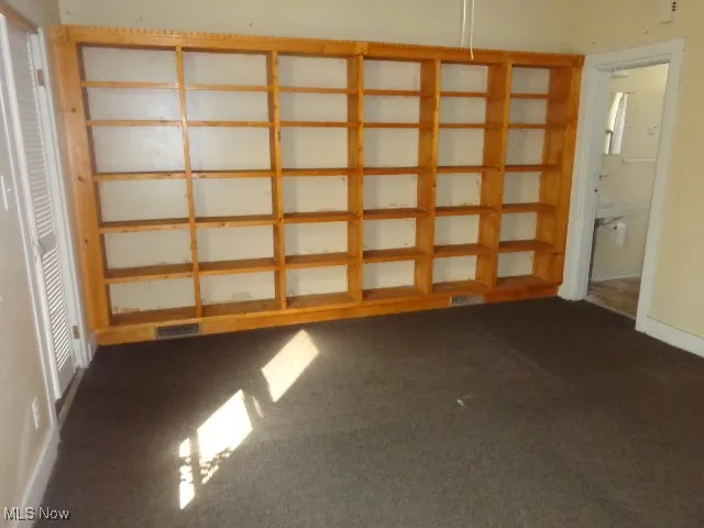 Family Room Floor Unit 1