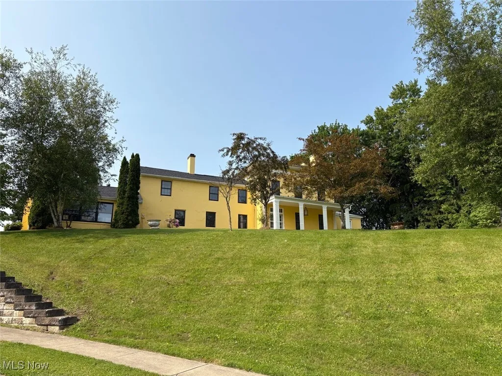 View of the house coming up Orchard Hill Circle