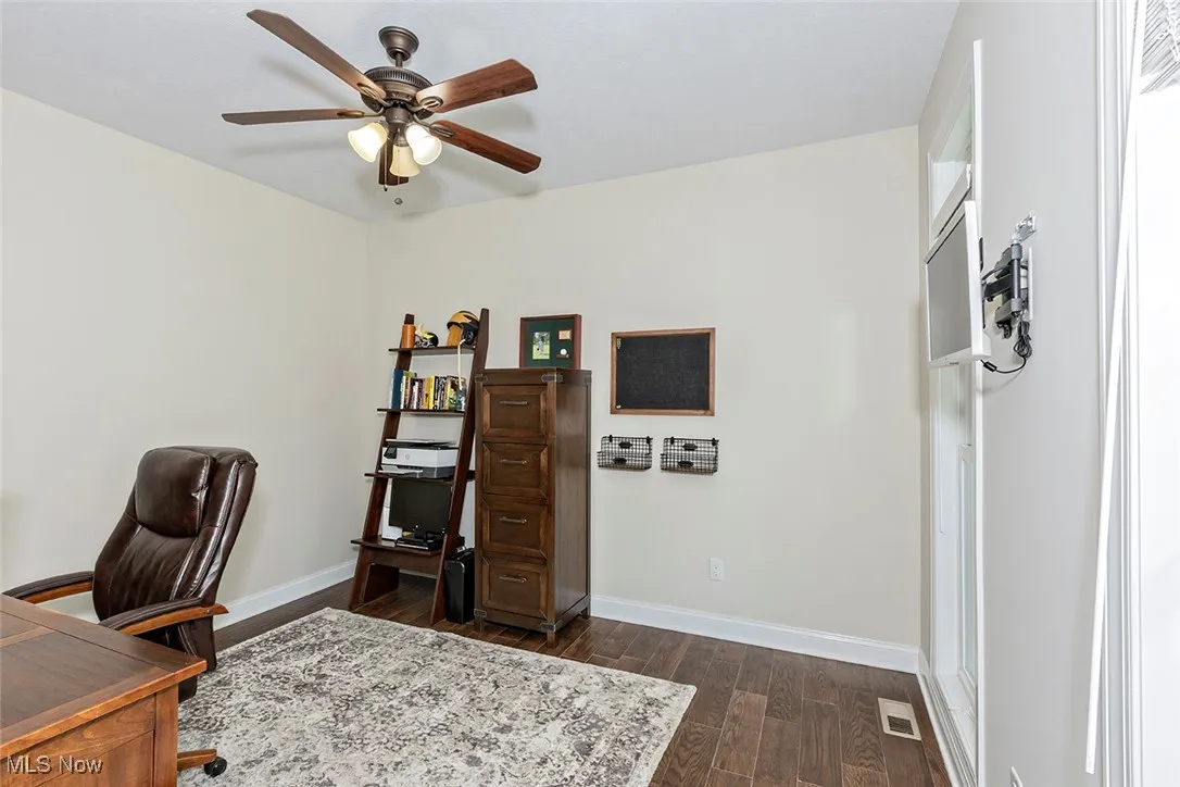 Private office off the front foyer.