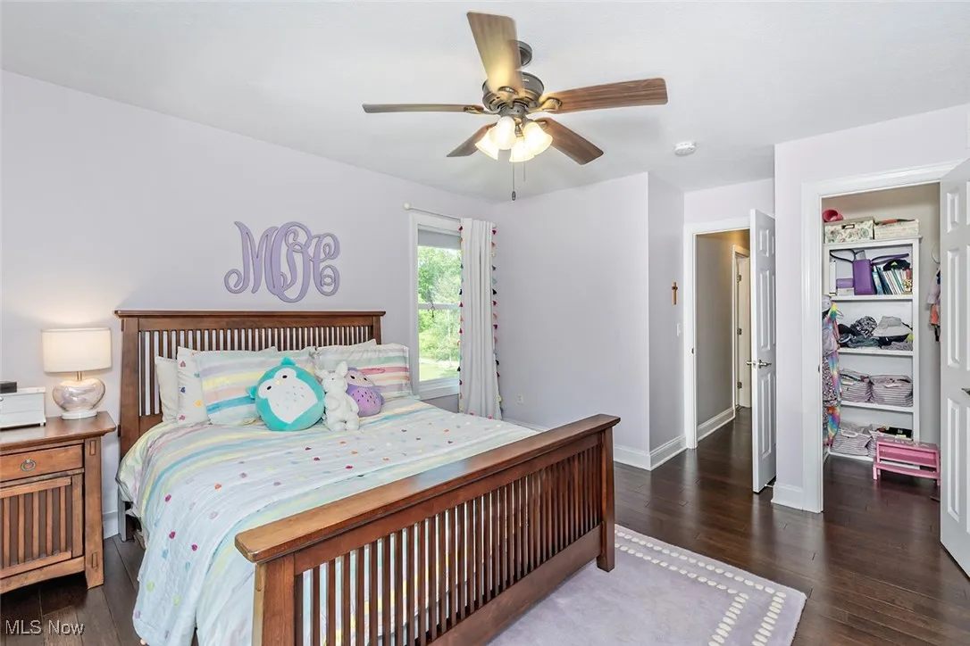 Customized walk-in closets in all bedrooms.