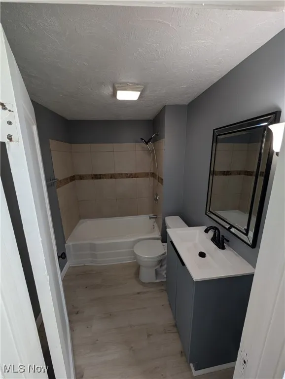 1062 W 11th Street, Lorain, Ohio,MLS Now Listing ID