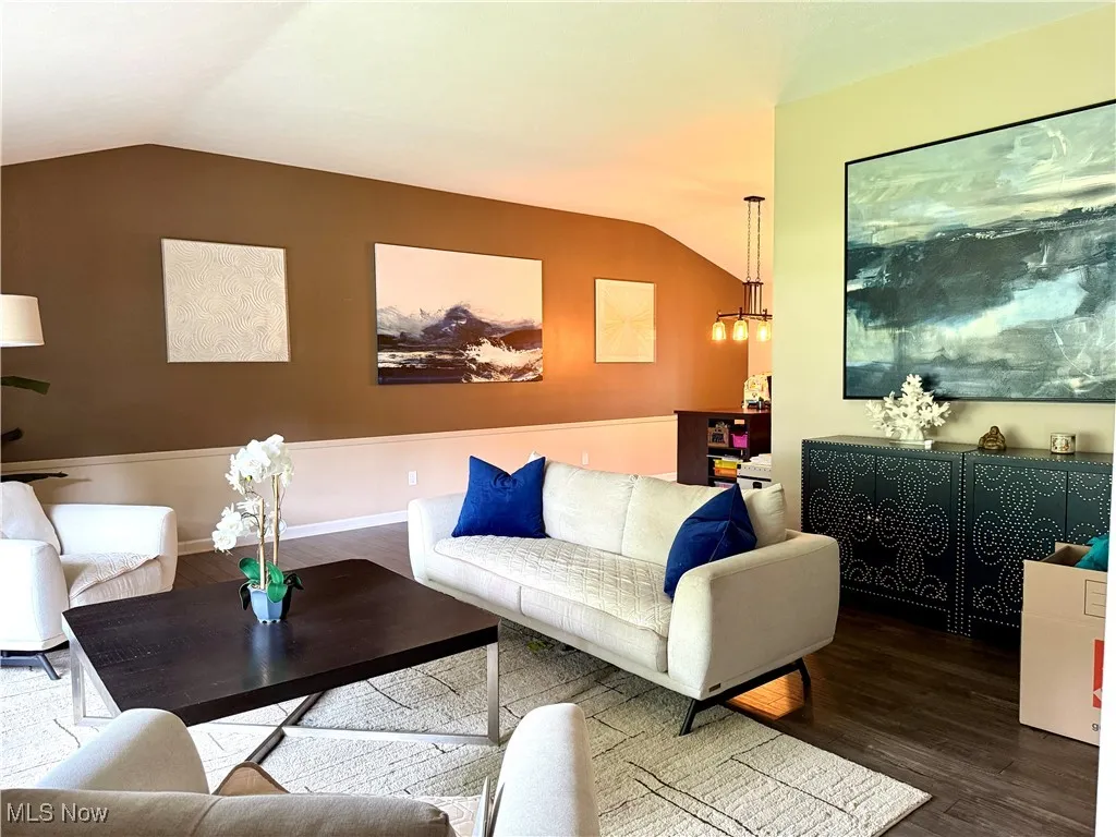 16537 N White Oaks Drive, Strongsville, Ohio,MLS Now Listing ID