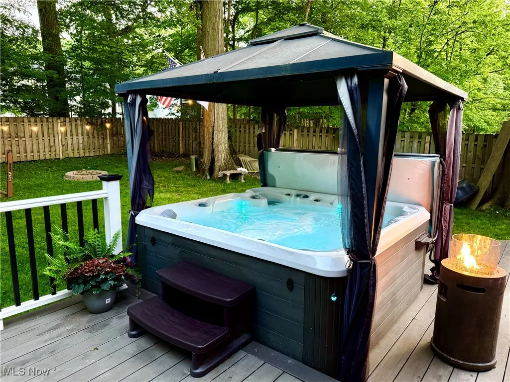 16537 N White Oaks Drive, Strongsville, Ohio,MLS Now Listing ID