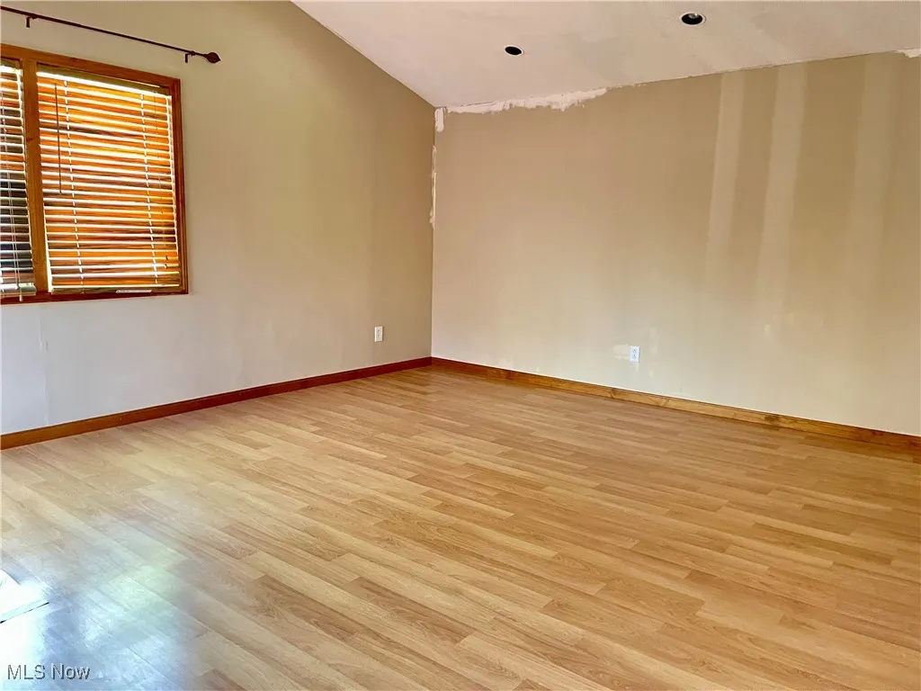 67966 Old Twenty One Road, Cambridge, Ohio,MLS Now Listing ID