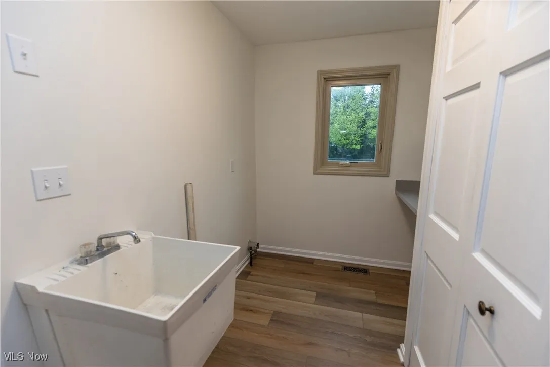 17016 Greenwood Drive, Strongsville, Ohio,MLS Now Listing ID