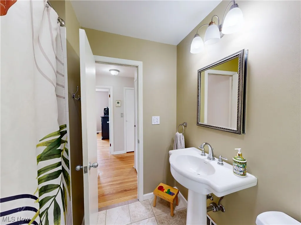 1690 Byron Drive, Mayfield Heights, Ohio,MLS Now Listing ID