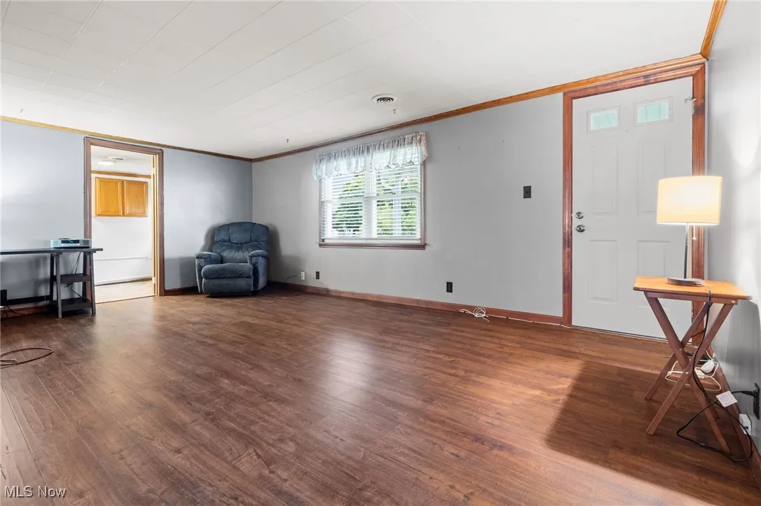 Open, bright great room