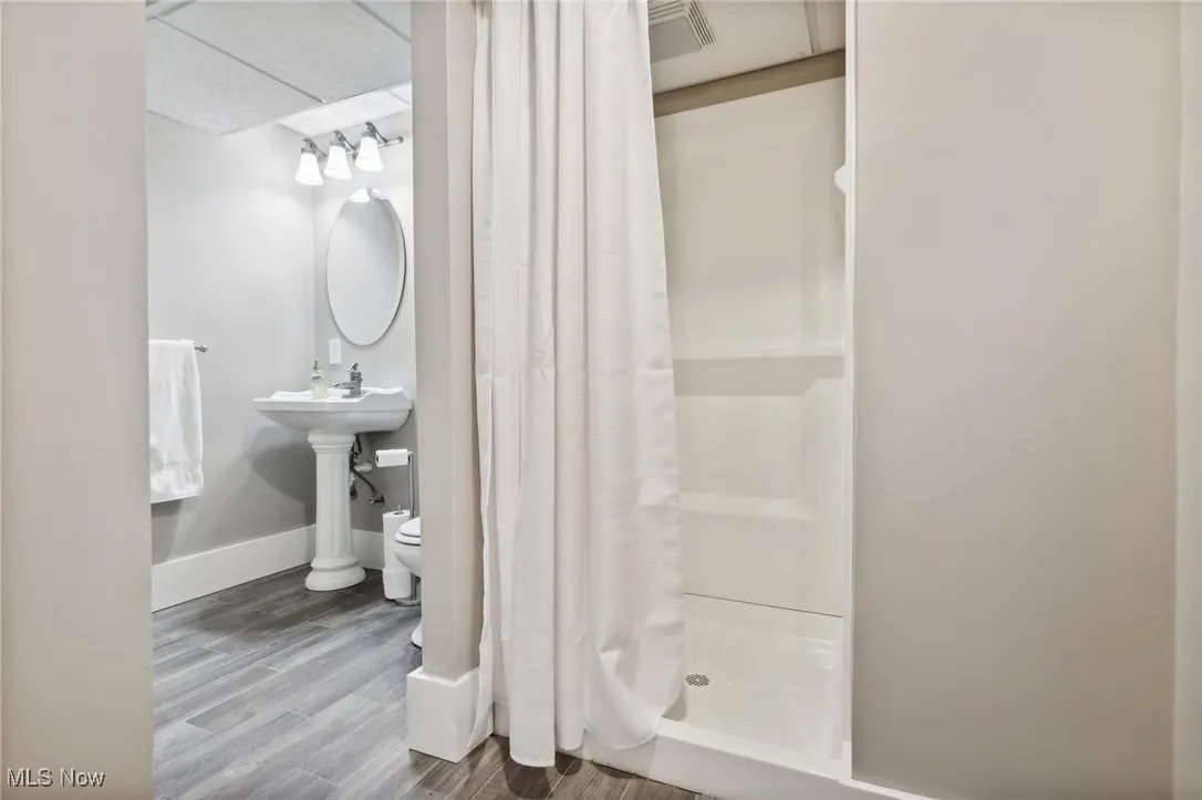 Lower Level Full Bathroom.