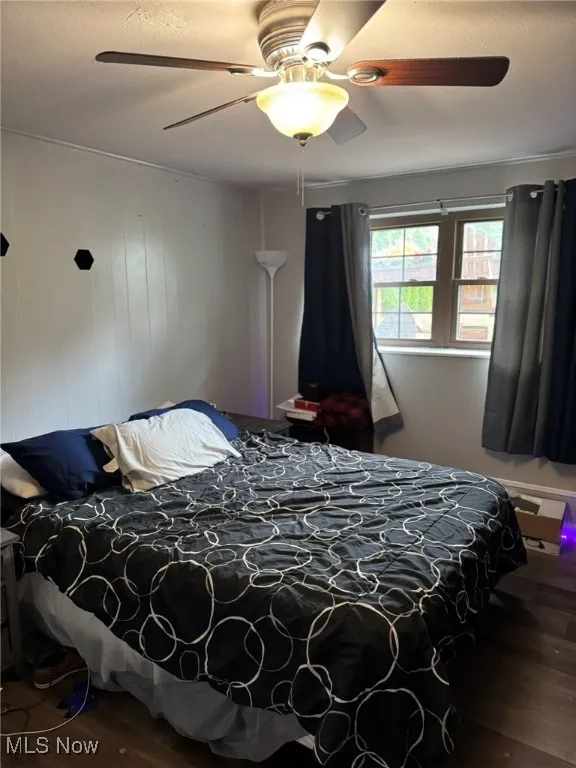 lower-level bedroom #4