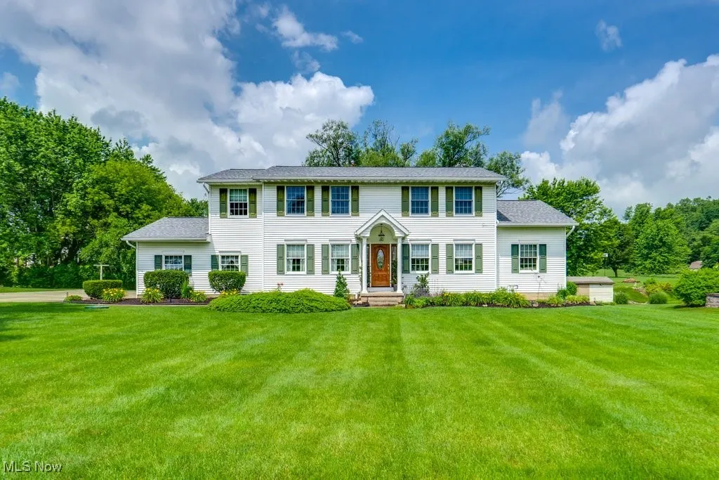 10321 Schlabach Avenue, Hartville, Ohio,MLS Now Listing ID